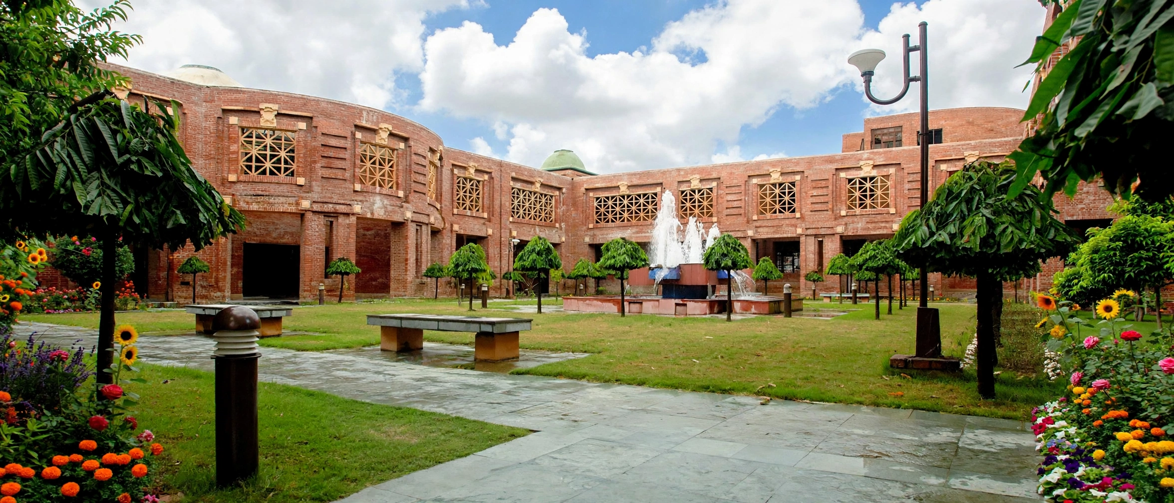 Indian Institute of Management Lucknow