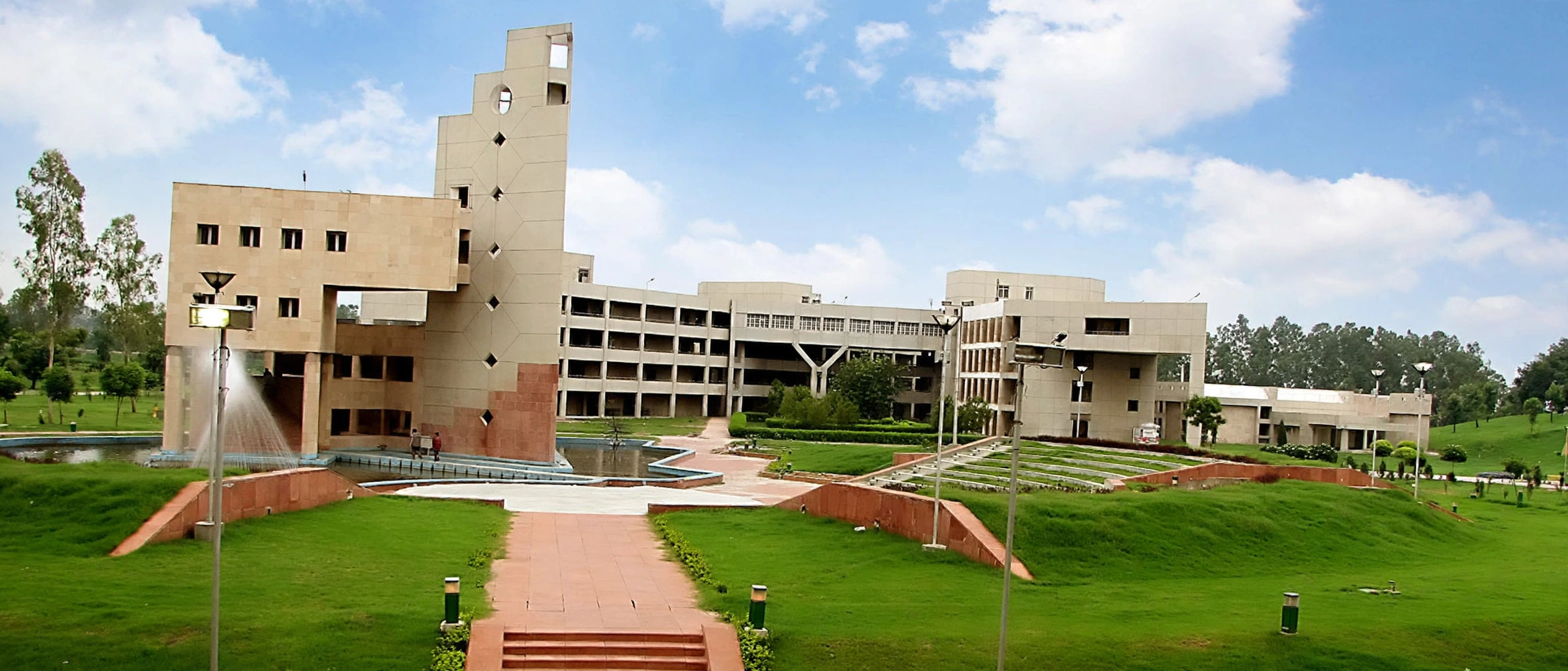 Delhi Technological University