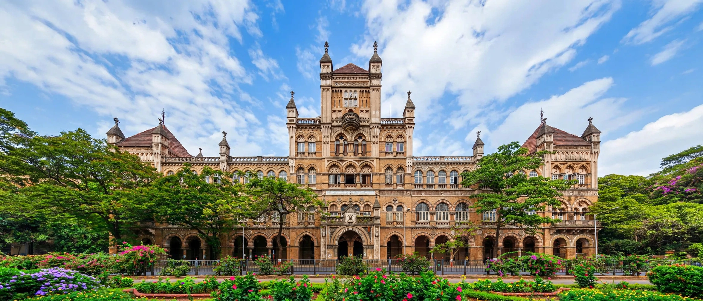 Elphinstone College