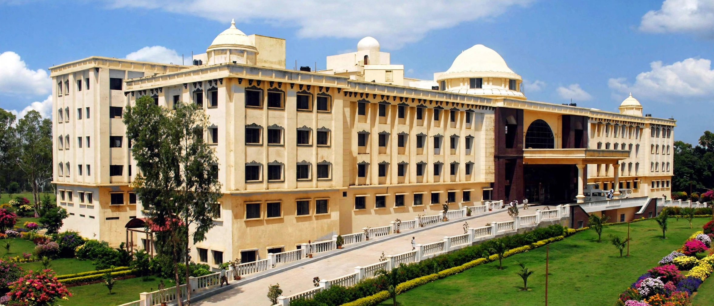 Vydehi Institute of Medical Sciences and Research Centre Bangalore